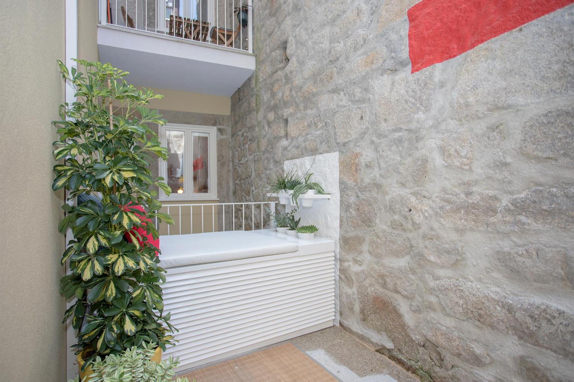 Liiiving In Porto - Clerigos Terrace Apartment Bagian luar foto