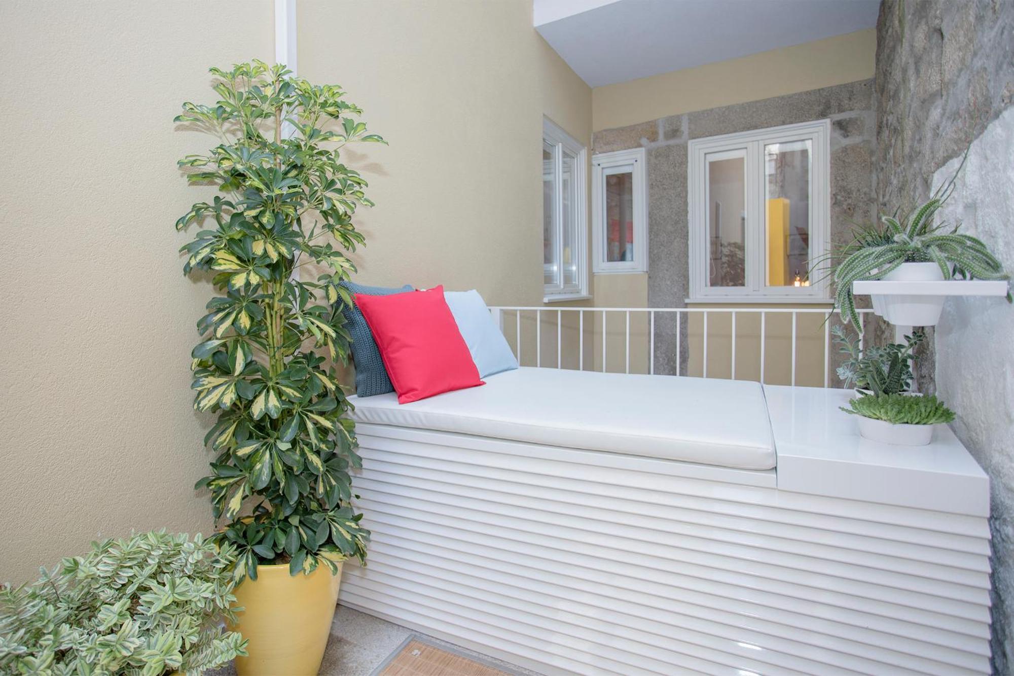 Liiiving In Porto - Clerigos Terrace Apartment Bagian luar foto