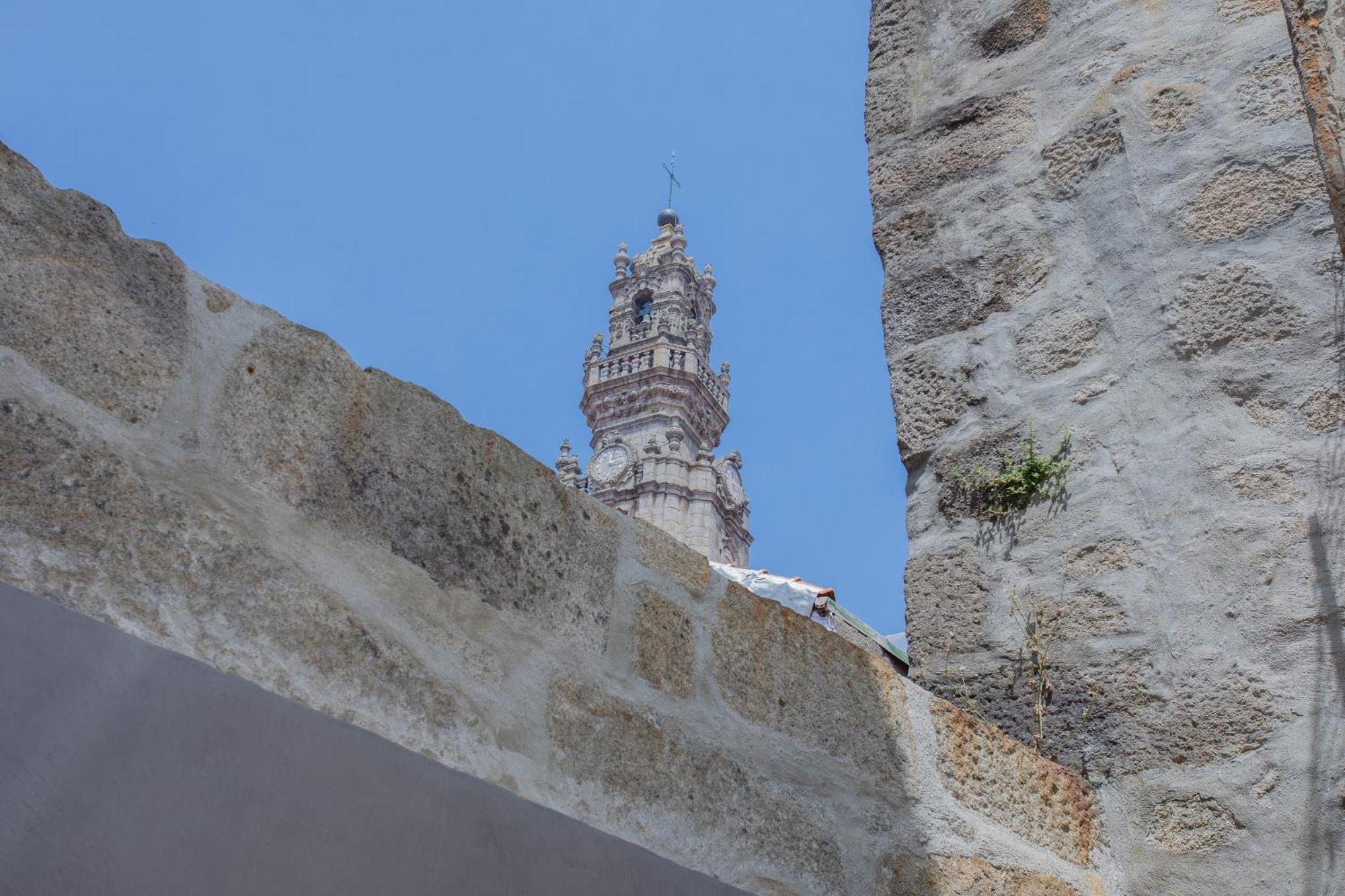 Liiiving In Porto - Clerigos Terrace Apartment Bagian luar foto