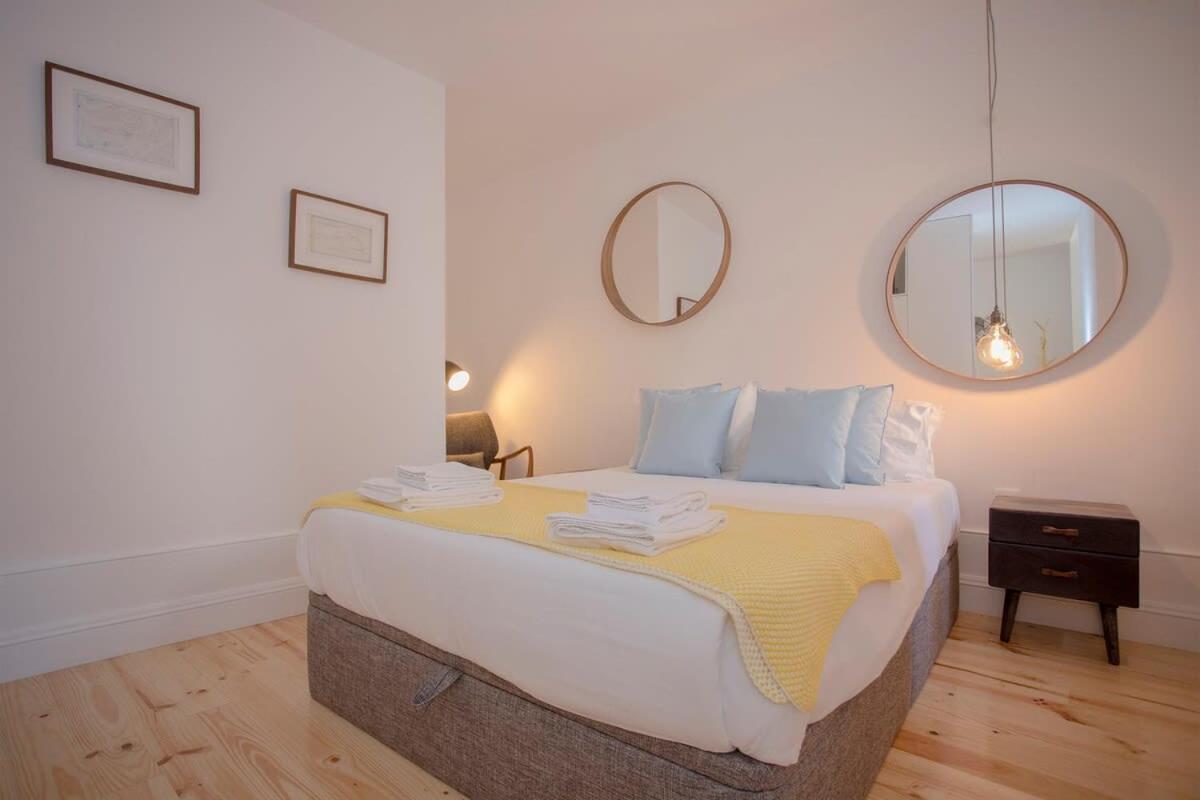 Liiiving In Porto - Clerigos Terrace Apartment Bagian luar foto