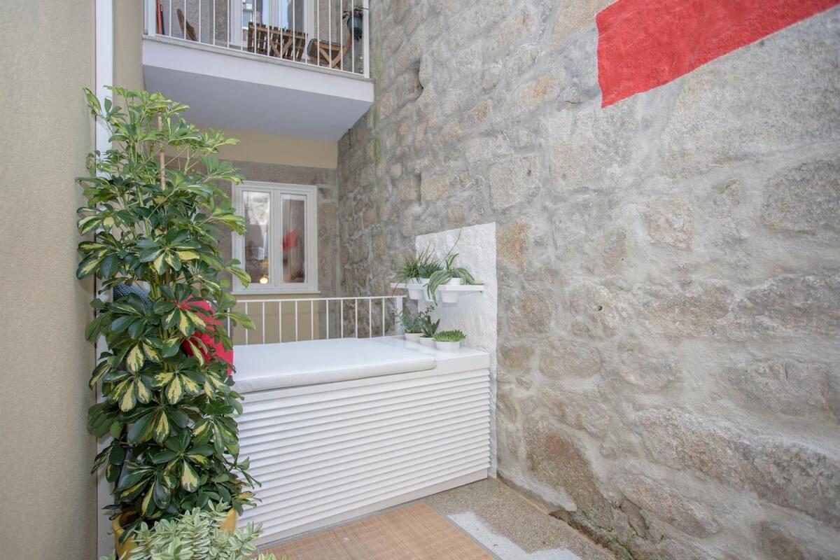 Liiiving In Porto - Clerigos Terrace Apartment Bagian luar foto
