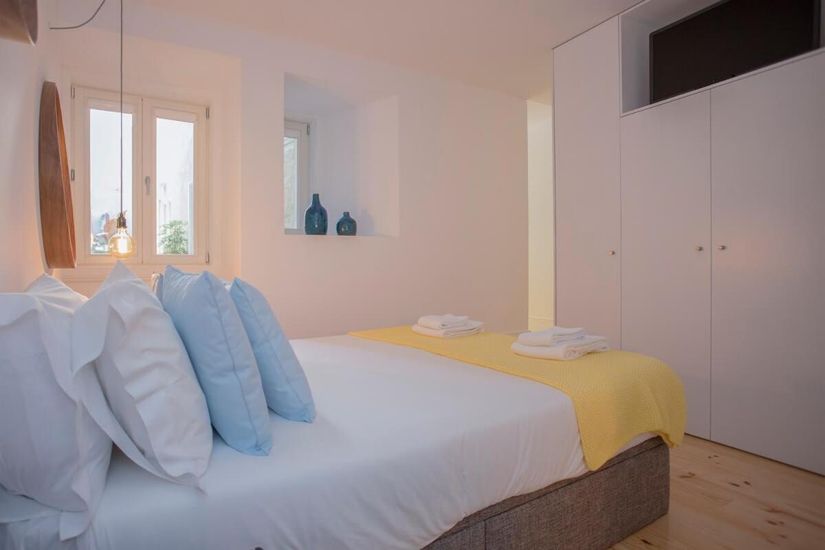 Liiiving In Porto - Clerigos Terrace Apartment Bagian luar foto